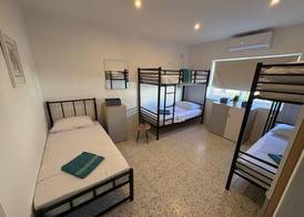 Windmill Hostel 5