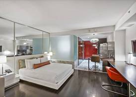 StripViewSuites at Palms Place 3