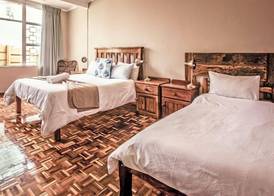 The Russel Guest House 5