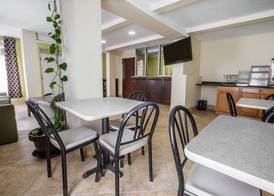 Rodeway Inn Laurens 5