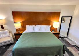 Shelton Inn 3
