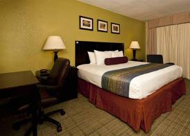 Grand Texan Hotel and Convention Center 5