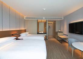 Courtyard by Marriott Jiangyin 5