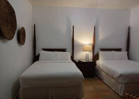Turtle Bay Inn 5