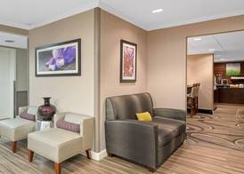 La Quinta by Wyndham Baton Rouge Siegen Lane 3