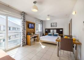 Comfort Aparthotel Antibes Le Maestria 5