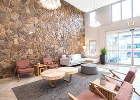 Sandman Hotel Calgary Airport 3