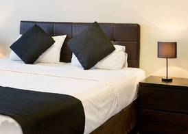 Enfield Hotel 4
