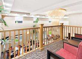 Comfort Suites Portland Airport 5