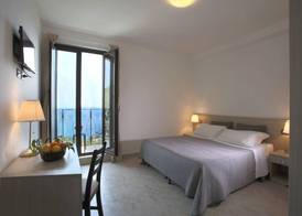 Villa Astoria 5