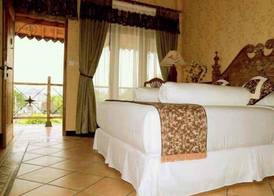 Omah Sinten Heritage Hotel & Resto 3