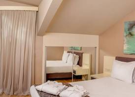Elm Suite Hotel 5