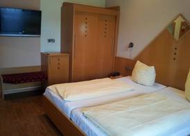 Hotel Löwen Garni - B&B 2