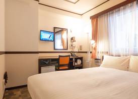 Toyoko Inn Shin-Osaka Chuo-guchi Honkan 5