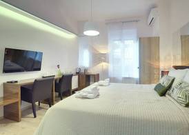 D&A Center Apartments with FREE Parking 4