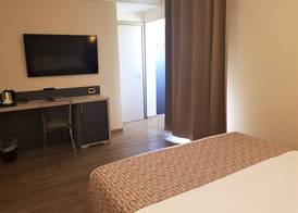 Astra Hotel 5