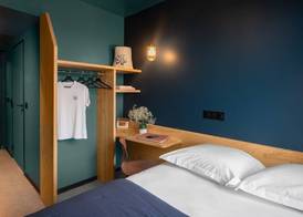 Eklo Hotels Paris Porte de Versailles 4