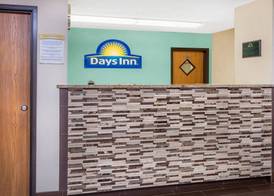 Days Inn by Wyndham Charleston 3