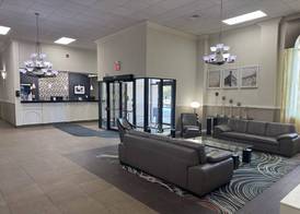 Days Inn & Suites by Wyndham Festus 5