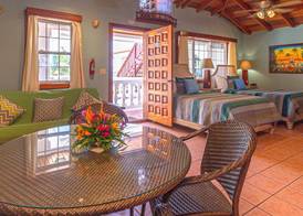 Blue Tang Inn - Beachfront Suites and Pool 2