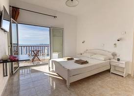 Petalides Apartments 4