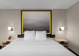 Super 8 by Wyndham Chattanooga East - Hamilton Place 4