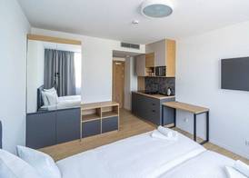 Milo Aparthotel 4