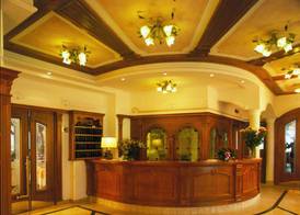 Ariston Lake View Hotel 2