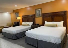 Howard Johnson by Wyndham Ridgecrest, CA 4