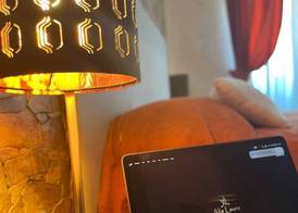 Alis Laura Guest House - 10 mins to Colosseum, Modern & Near Metro 5