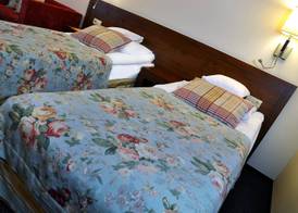 Ahotel 4