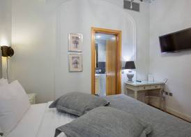 Sweet Home Hotel 5