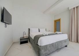 Mayfair by Premier Suites MT 5