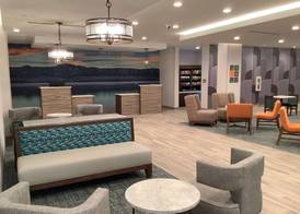La Quinta Inn & Suites by Wyndham Littleton-Red Rocks 5