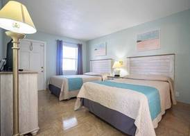 Carriage House Resort Motel 4