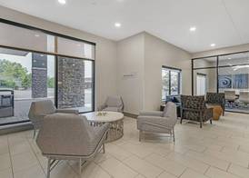 Best Western Plus Marquette Hotel & Suites 5