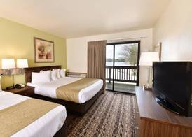 Sunset Bay Resort & Suites 3
