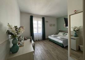 Porta alla Croce Guest House 2
