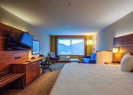 Holiday Inn Express & Suite Milroy - Reedsville By IHG 3