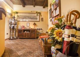 B&B L'Alloggio Dei Vassalli 3