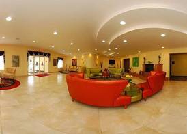 Quality Suites Stratford 2