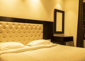 Hotel Le Golden 5