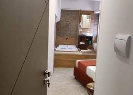 Twin Towers Naples Luxury 3