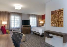 Staybridge Suites ANCHORAGE by IHG 4
