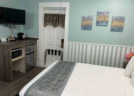 Americas Best Value Inn Royal Carriage 3