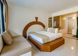 HULA HULA RESORT l truly tropical and fun wellness 3