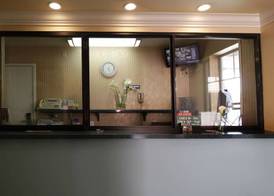 Mirage Inn & Suites 2