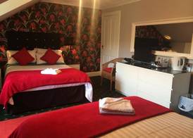 Broom Lodge 3