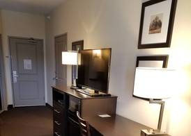 AmericInn by Wyndham DeWitt 5