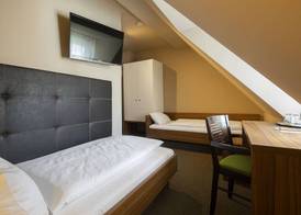 JOESEPP ́S HOTEL am Hallhof 5